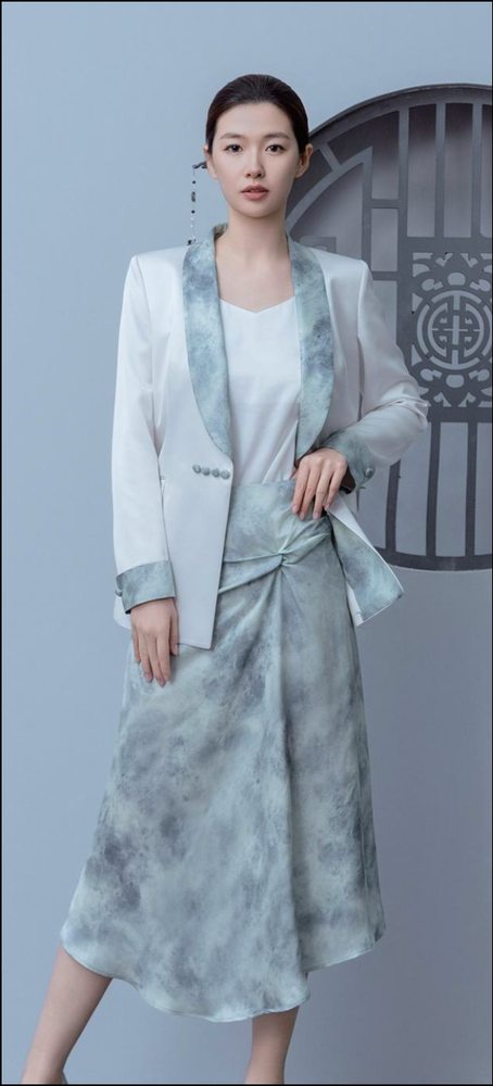 優部瑪尾女裝訂製 月白西裝暈染裙・全身
